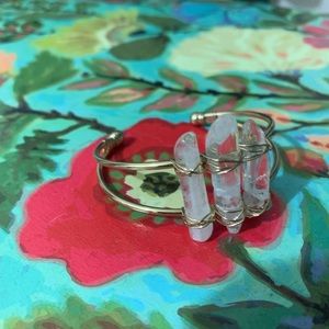 3 Quartz Wired Bracelet